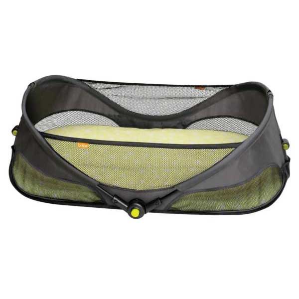 munchkin-baby-bassinet-1